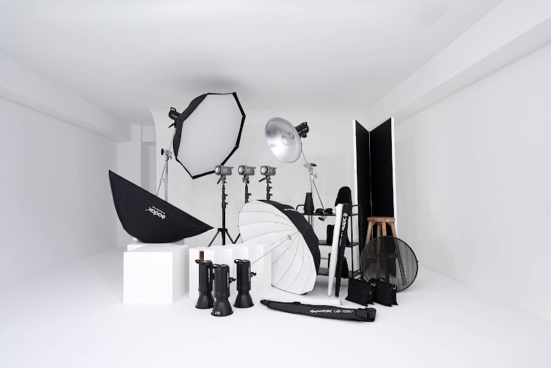 STUDIO 4696（シロクロ）中目黒店｜レンタル撮影スタジオ
